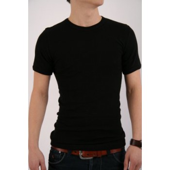 t-shirt strak model, korte mouw zwart, merk Beeren