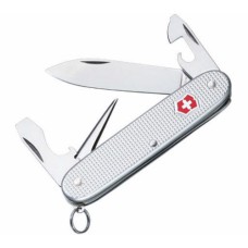 victorinox military style pioneer