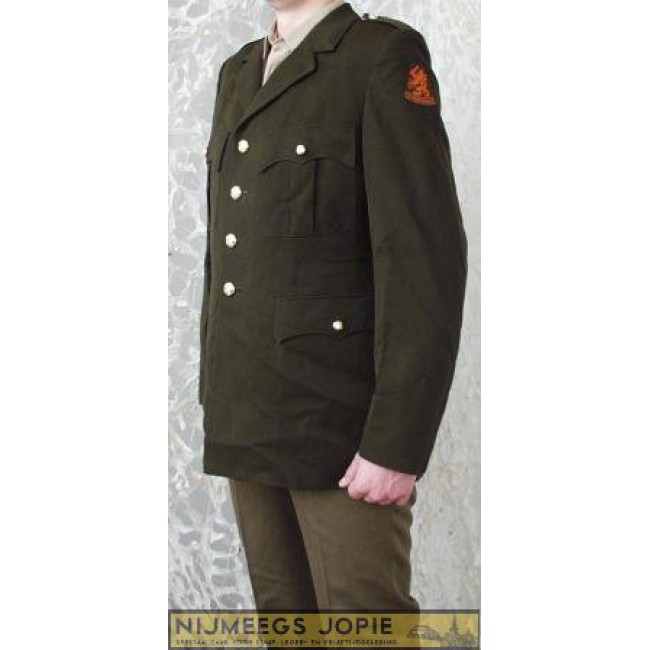 DT-jas, leger, uniform jas, landmacht 1970-1990, nijmeegs jopie, nijmegen