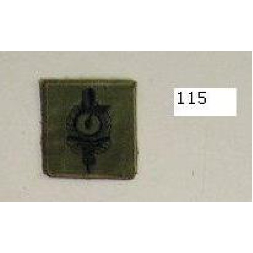 embleem 115, krans zwaard en wiel en vleugel