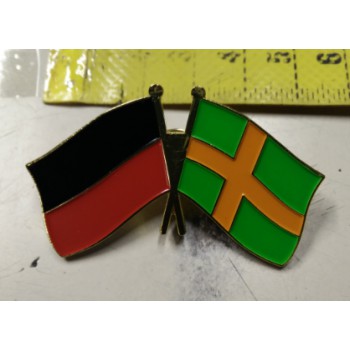 4-daagse pin, vlag nijmegen en vierdaagse vlag