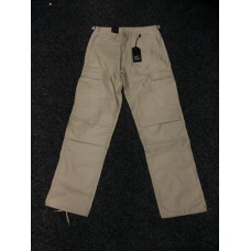 bdu pant broek khaky, vintage, legerbroek, de kleur gaat iets naar heel licht groen/khaky, maat XL of XXXL