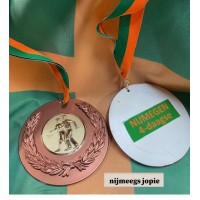 4-daagse medaille groot, koperkleur met lint