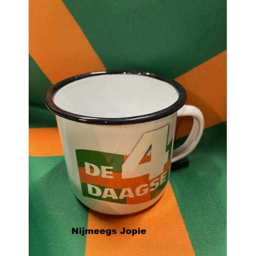 4-daagse emaille mok met 4d-embleem