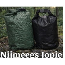 drybag drysack, 20 liter, zwart dun pvc met verstevigd membraam drybag drysack, 20 liter, zwart dun pvc met verstevigd membraam