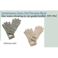 handschoen gebreid met wol erin
