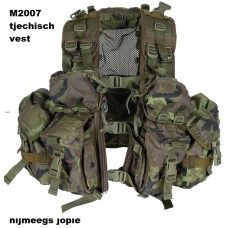 tactical vest tjechisch m2007