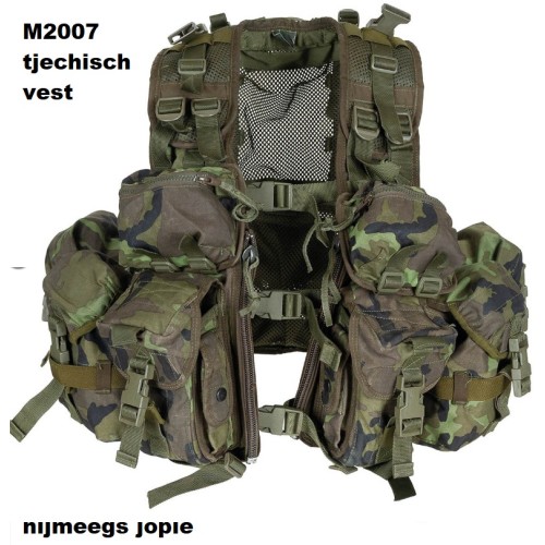 tactical vest tjechisch m2007